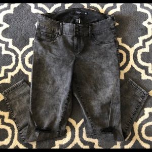 TORRID FADED BLACK JEANS